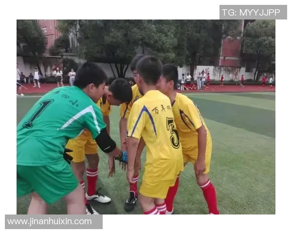 传奇射手欧文激情飞扬 再现绿茵场巅峰时刻荣耀壁纸