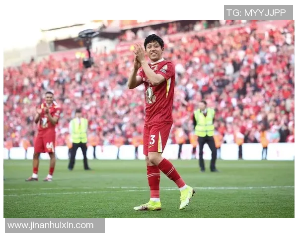 日本足球球星表现回顾与未来发展前景分析